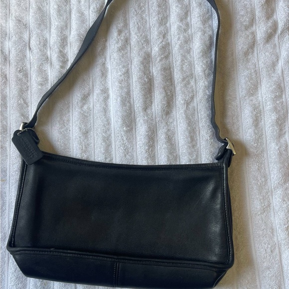Coach | Bags | Vintage Black Coach Leather Shoulder Bag | Poshmark